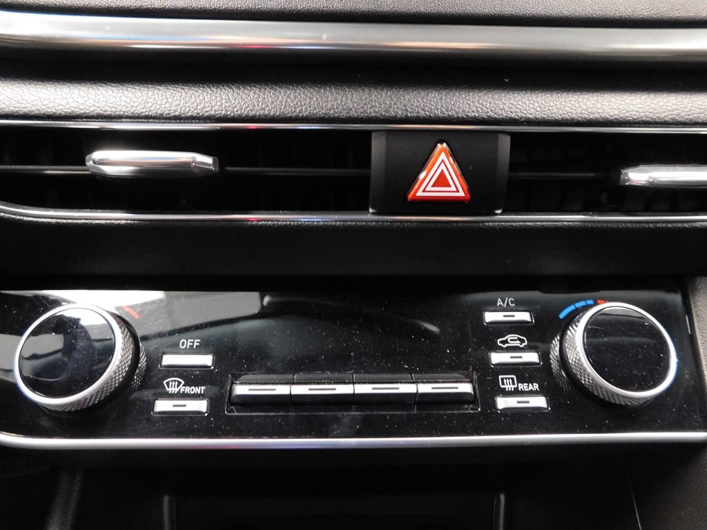 Used 2023 Hyundai Sonata SEL FWD image 23