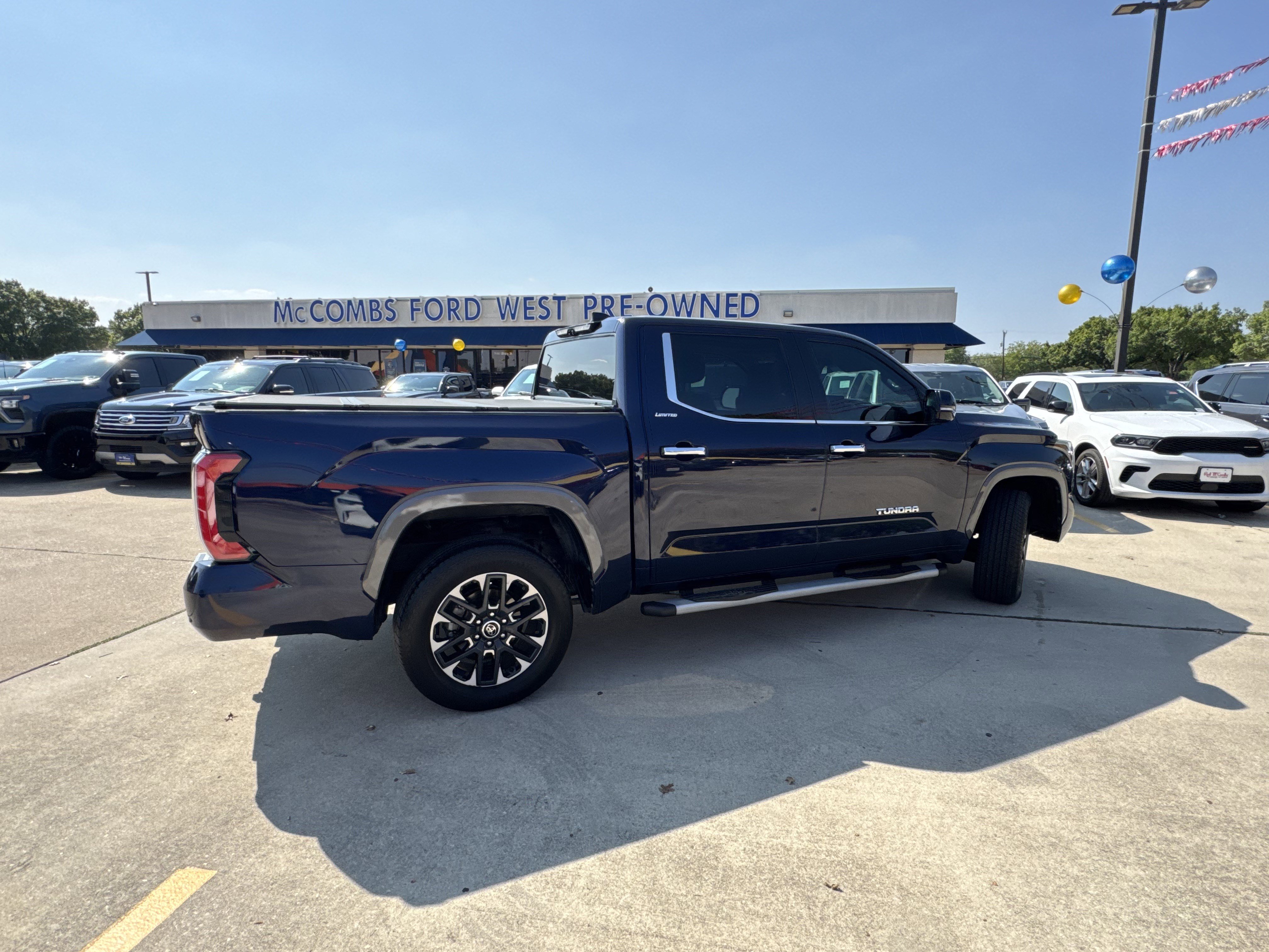 Used 2023 Toyota Tundra Limited image 5