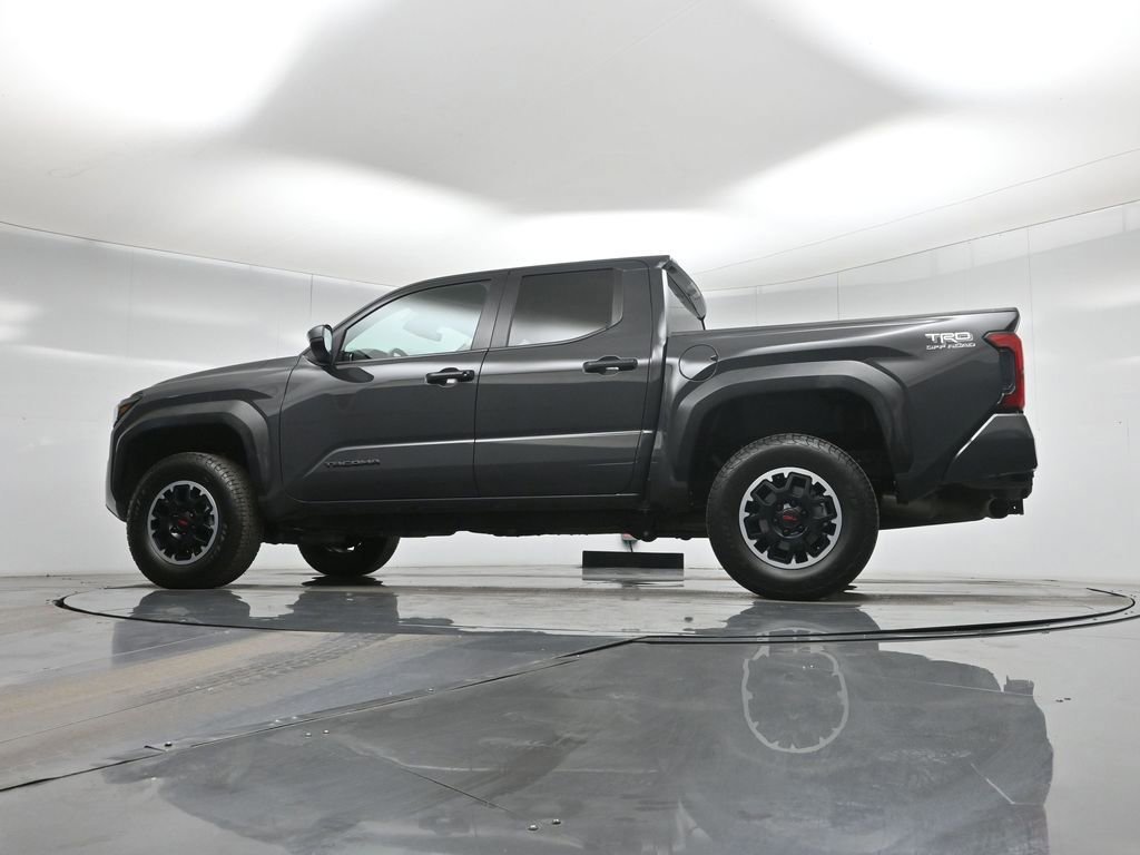 Used 2024 Toyota Tacoma TRD Off-Road image 57