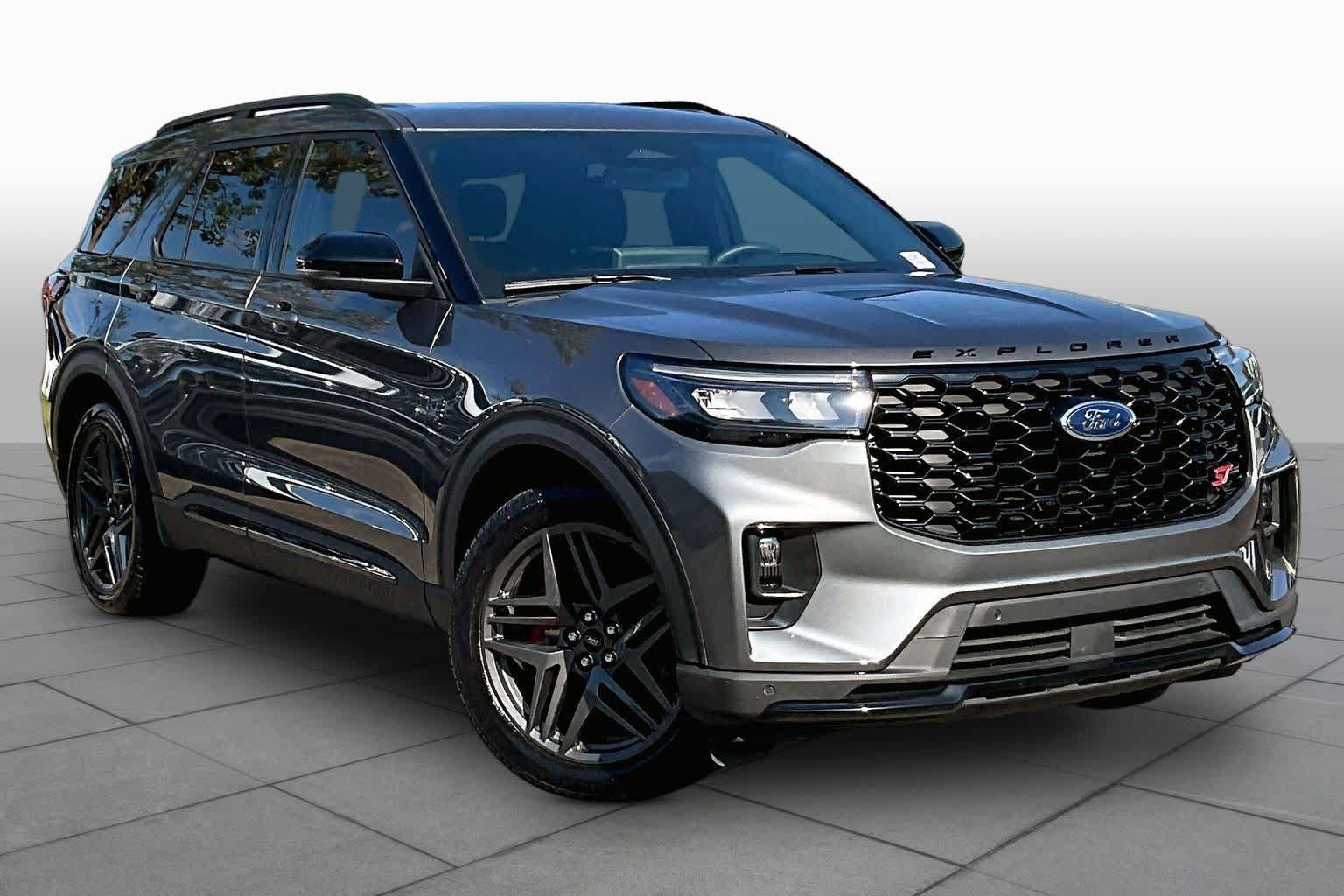 Certified 2025 Ford Explorer ST w/ Sun And Sound Package AWD/4WD image 3