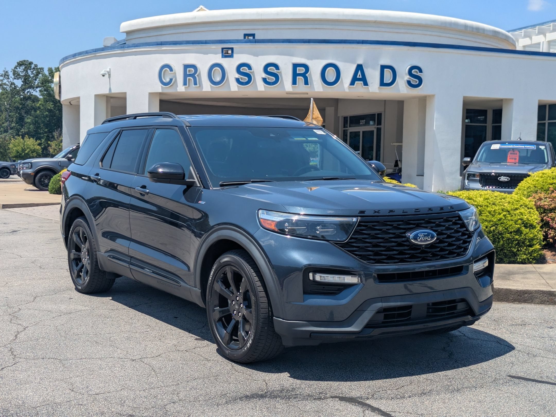 Certified 2022 Ford Explorer ST-Line w/ Class IV Trailer Tow Package