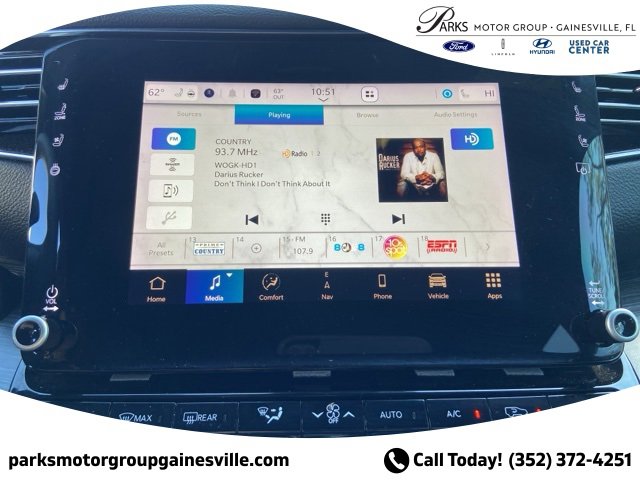 Used 2024 Jeep Wagoneer Series II w/ Flexible Seating Group image 18