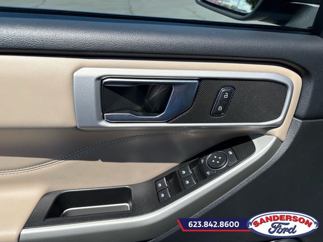 Certified 2022 Ford Explorer XLT w/ Equipment Group 202A RWD image 11