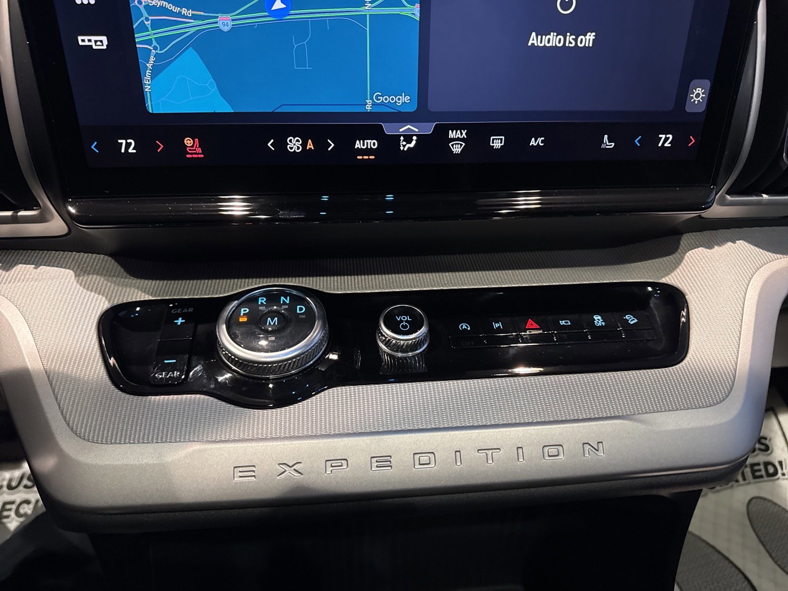 Certified 2025 Ford Expedition Active image 32