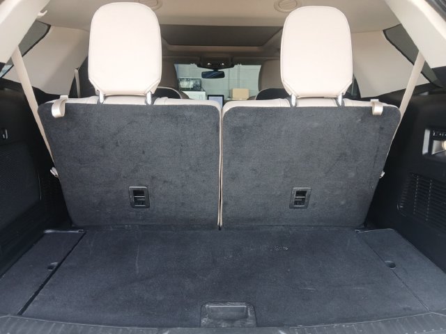 Certified 2023 Ford Explorer Limited w/ Limited Technology Package RWD image 6
