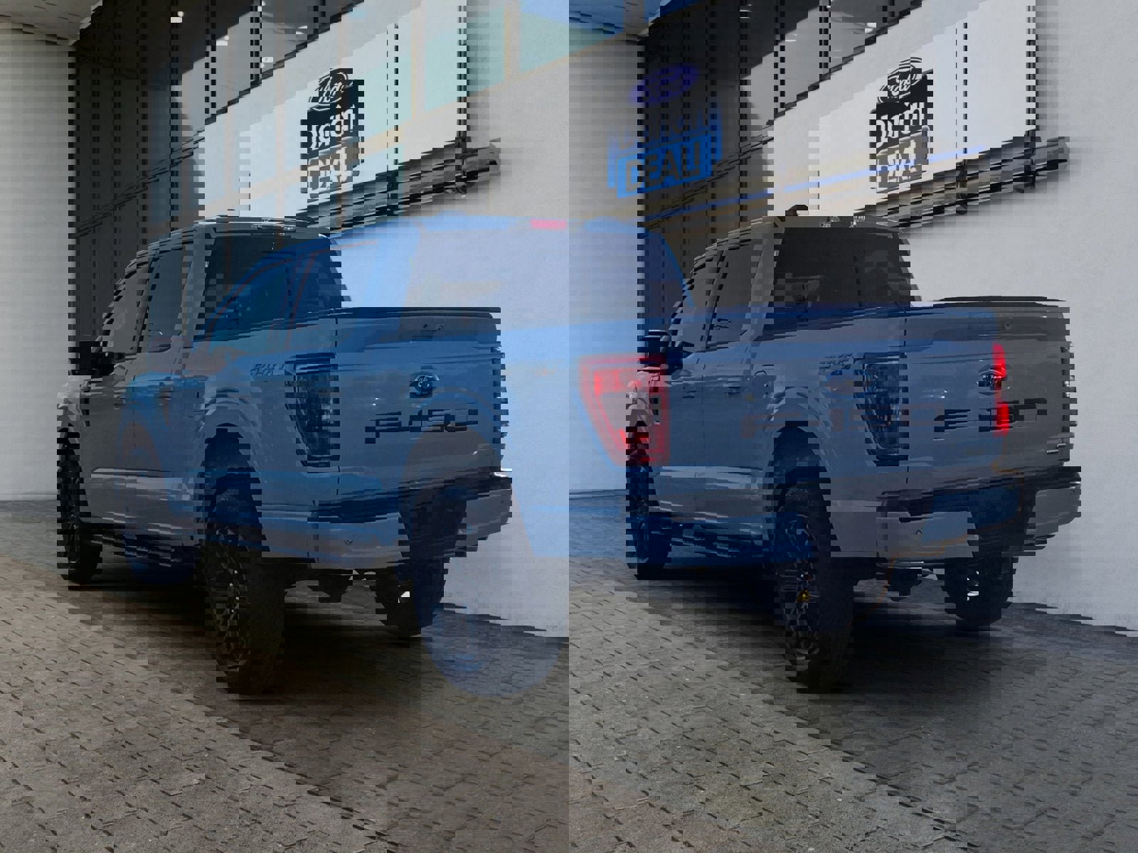 Certified 2022 Ford F150 XLT w/ Equipment Group 302A High image 3