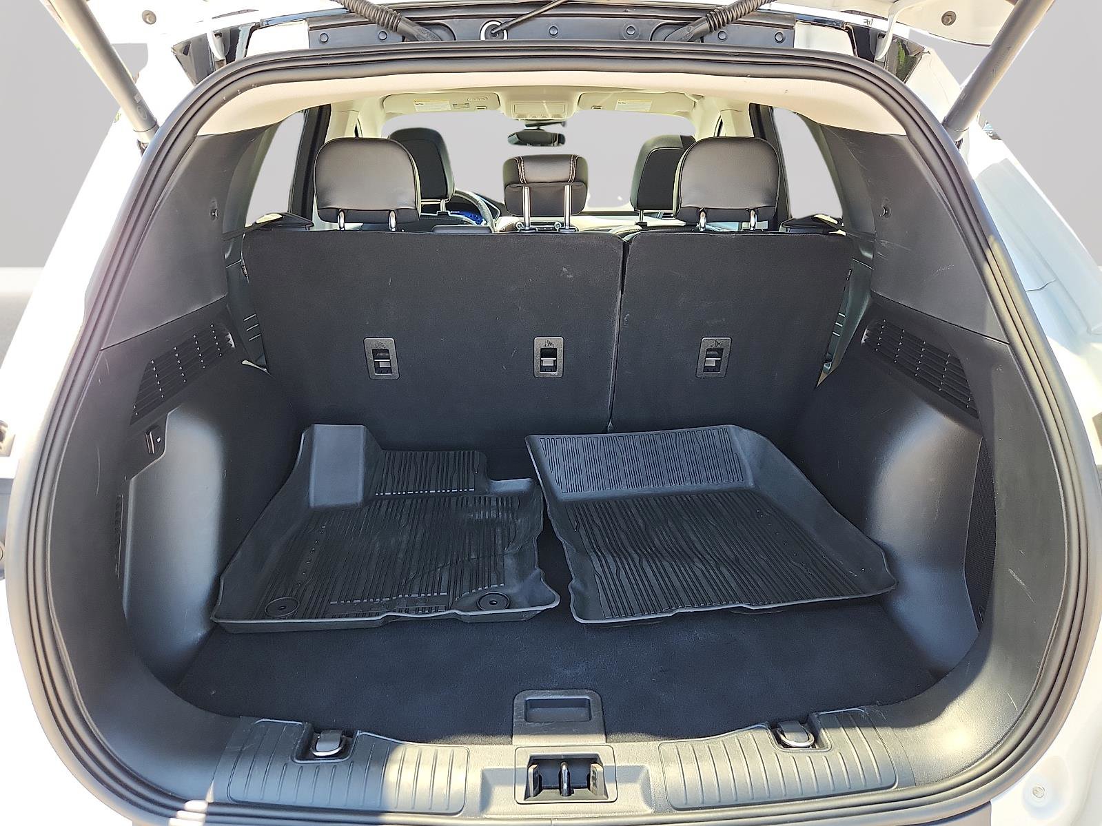 Certified 2022 Ford Escape Titanium w/ Titanium Elite Package AWD/4WD image 27