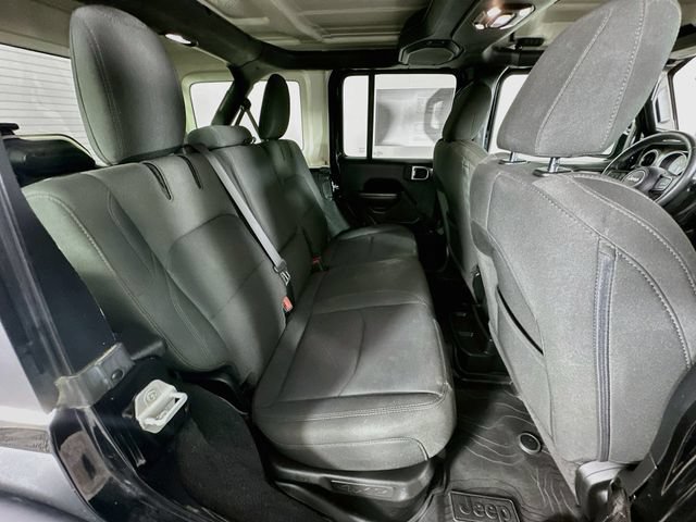 Used 2023 Jeep Wrangler Unlimited AWD/4WD image 34