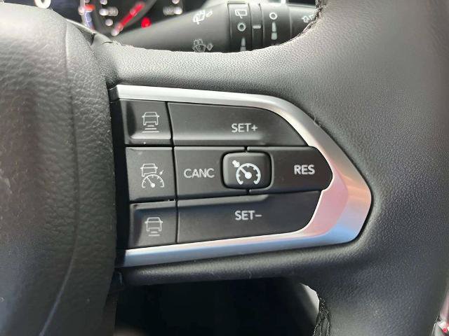 Used 2023 Jeep Compass Limited w/ Sun and Sound Group AWD/4WD image 21