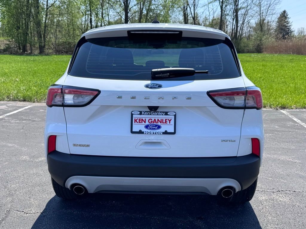 Certified 2022 Ford Escape S AWD/4WD image 4