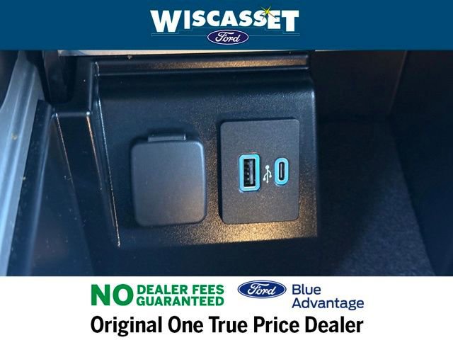 Certified 2022 Ford Explorer XLT w/ Equipment Group 202A image 19