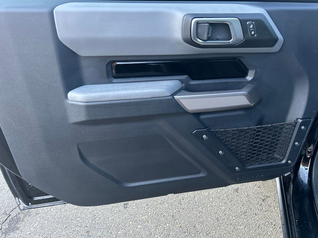 Certified 2022 Ford Bronco Black Diamond image 17
