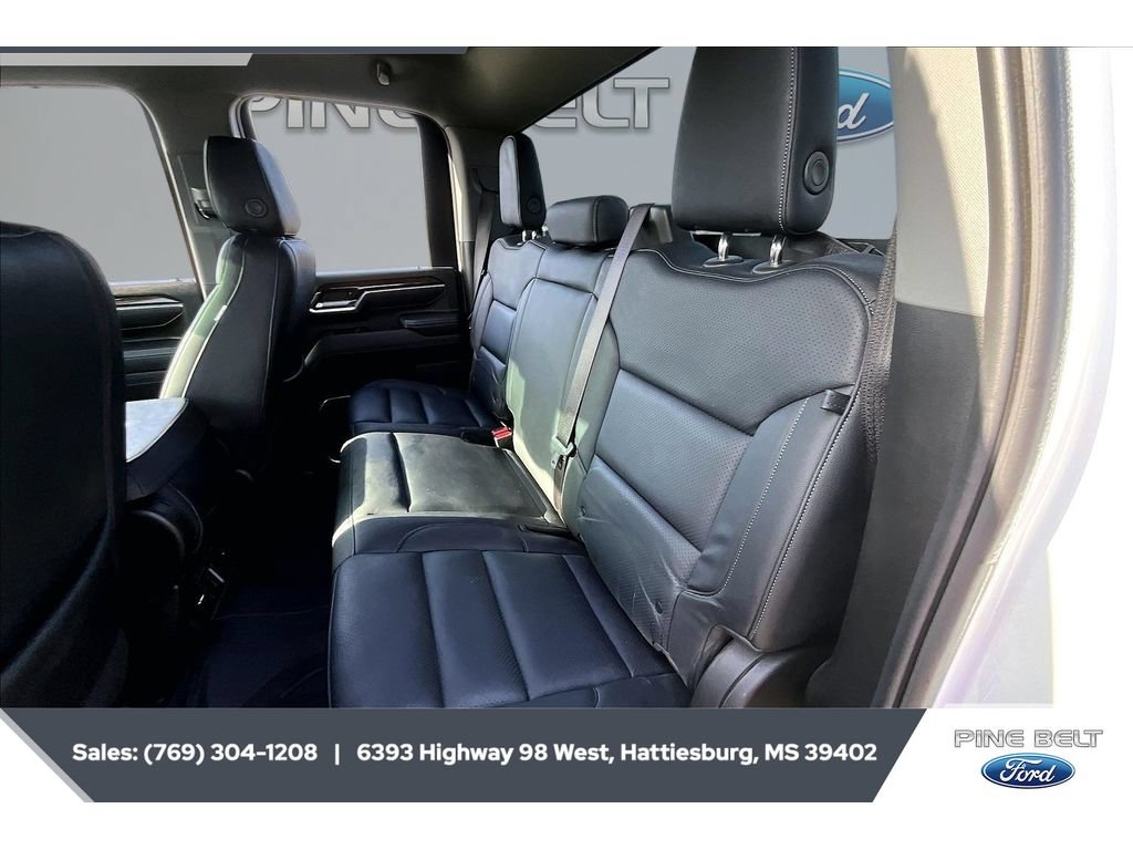 Used 2025 GMC Sierra 2500 SLE w/ SLE Value Package; AWD/4WD image 20