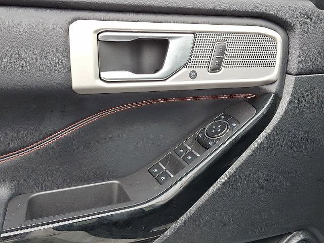 Certified 2023 Ford Explorer ST-Line w/ Class IV Trailer Tow Package image 13