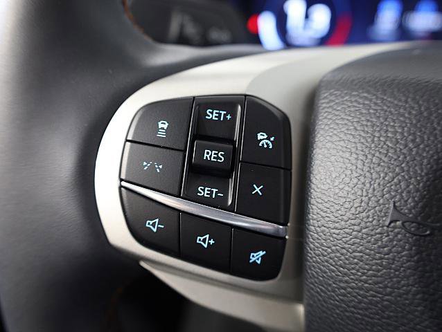 Certified 2025 Ford Explorer Active w/ Active Comfort Package image 26