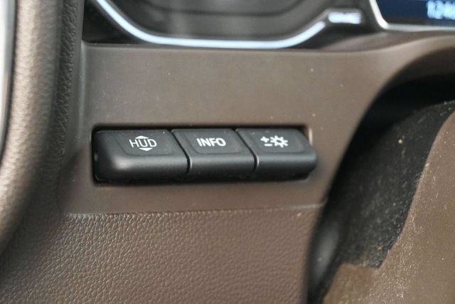 Used 2022 GMC Sierra 2500 Denali w/ Denali Ultimate Package AWD/4WD image 15