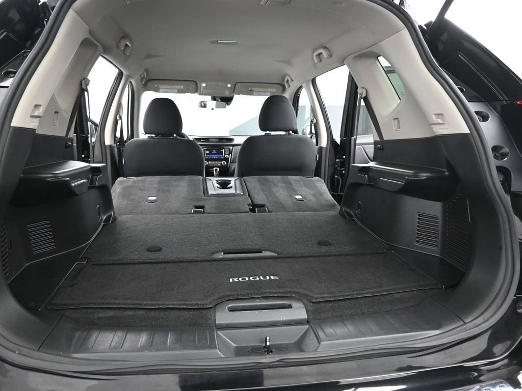 Used 2019 Nissan Rogue S w/ Special Edition Package image 48