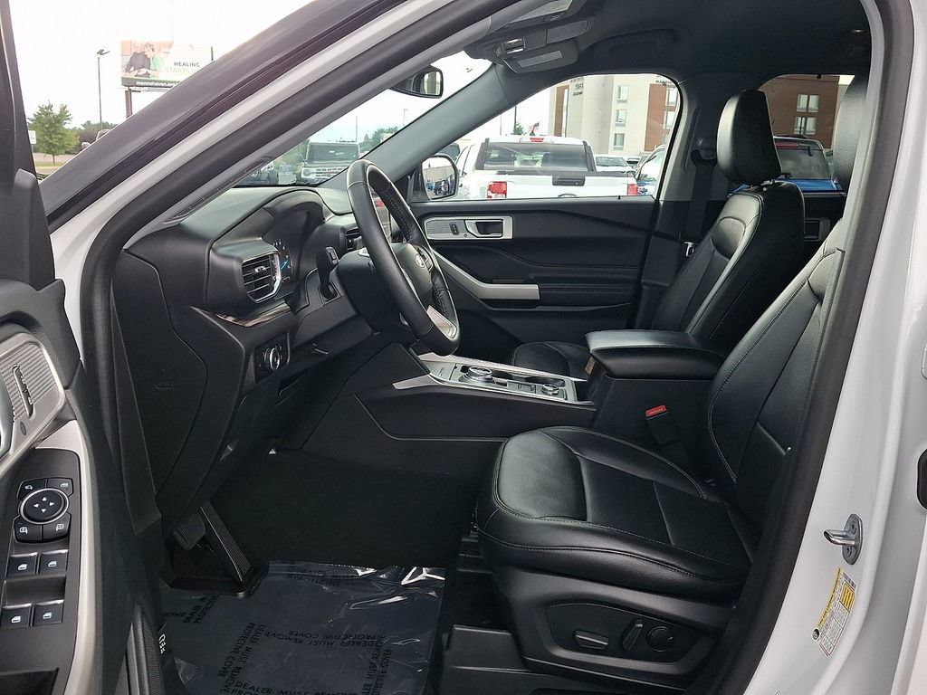 Certified 2023 Ford Explorer Limited AWD/4WD image 15
