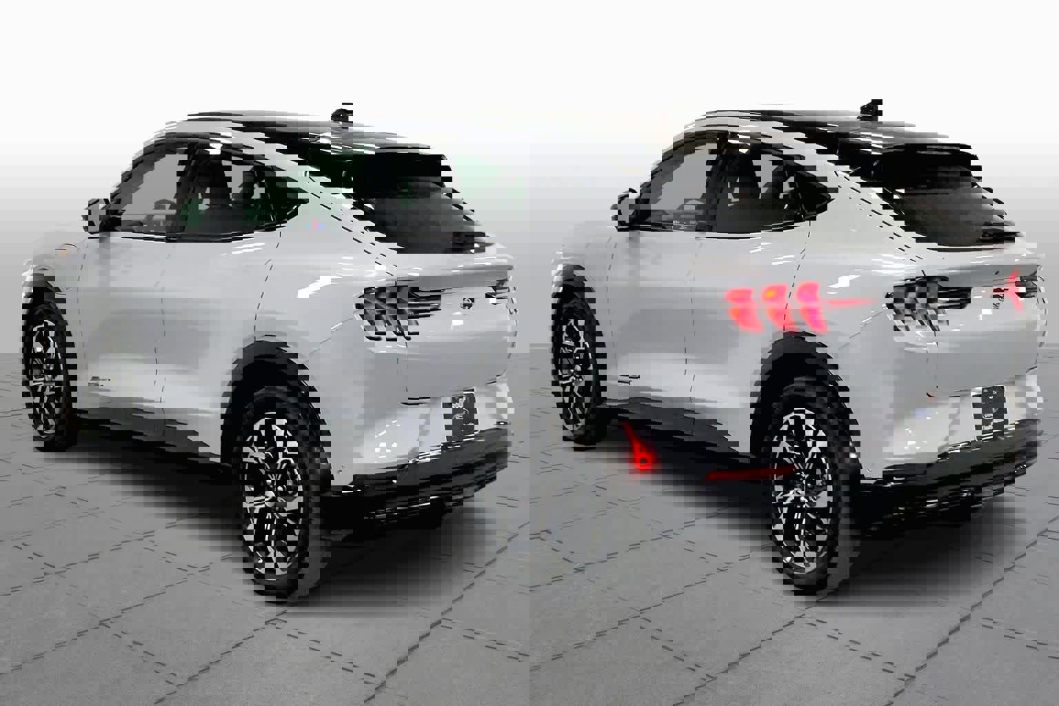 Certified 2022 Ford Mustang Mach-E Premium image 8