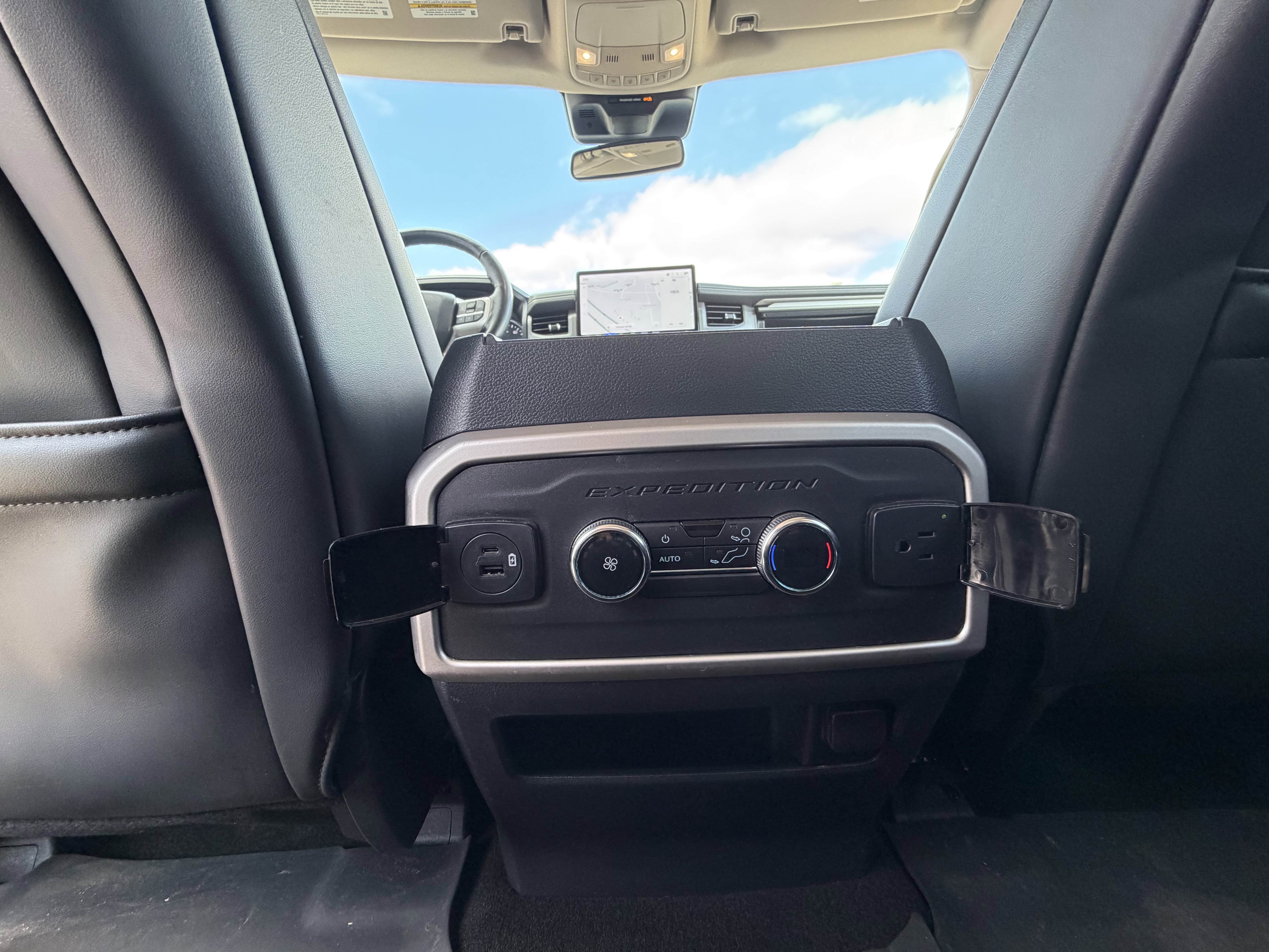 Certified 2022 Ford Expedition Max XLT image 28