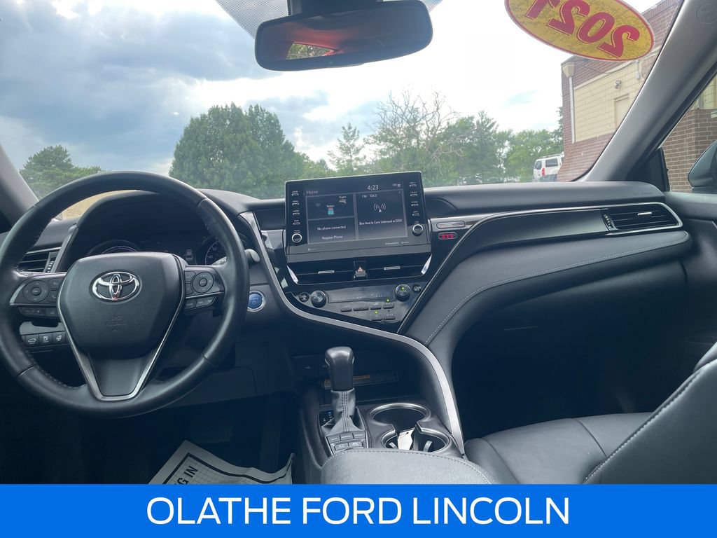 Used 2021 Toyota Camry XSE w/ Cold Weather Package FWD image 15