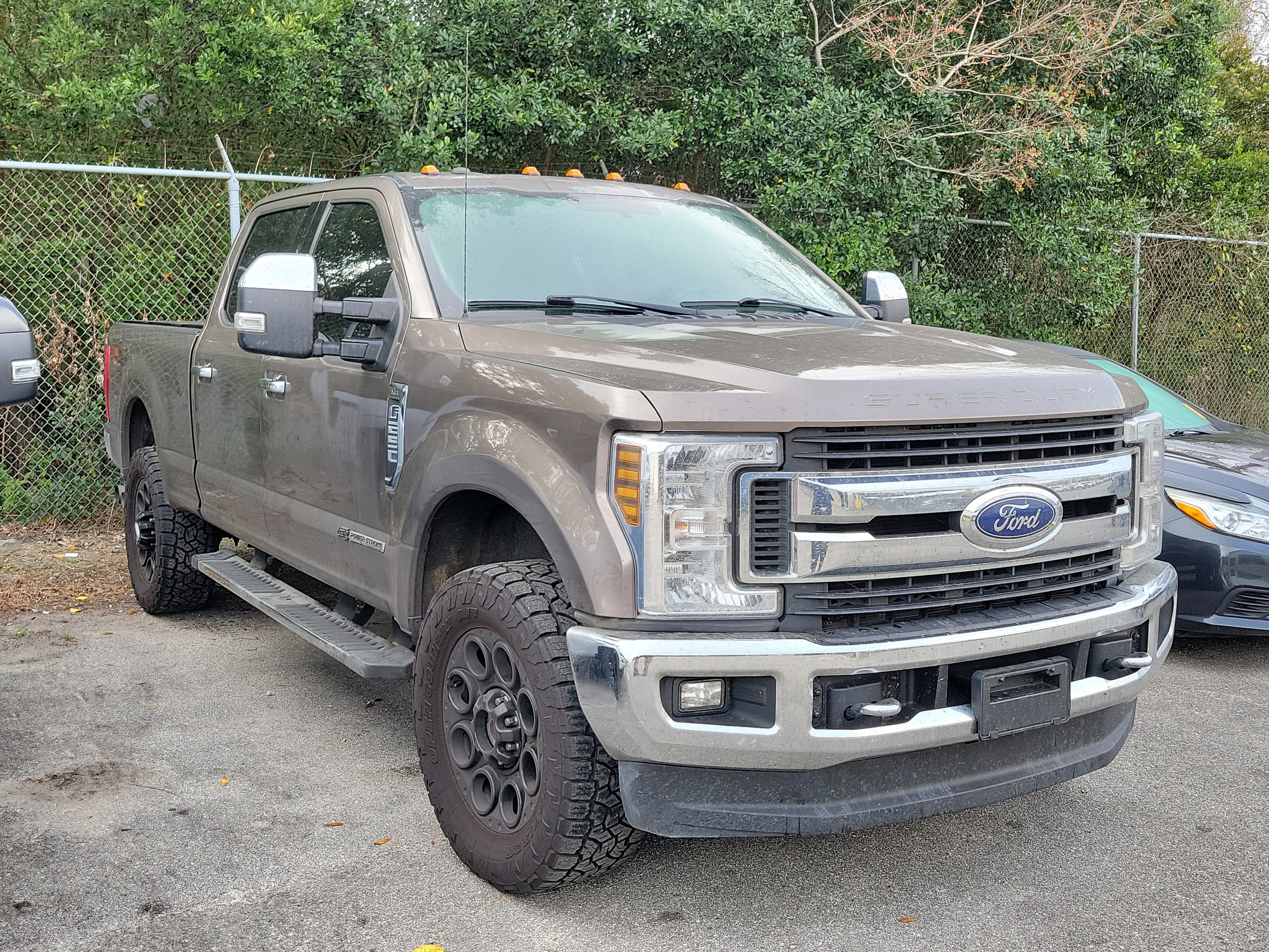 Certified 2018 Ford F250 XLT w/ XLT Premium Package image 3