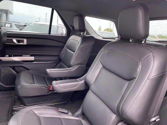 Certified 2023 Ford Explorer XLT w/ Equipment Group 202A image 22