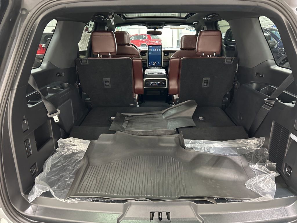 Certified 2024 Ford Expedition Limited image 39