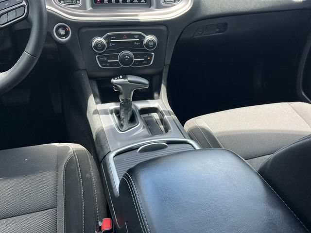 Used 2022 Dodge Charger SXT RWD image 15