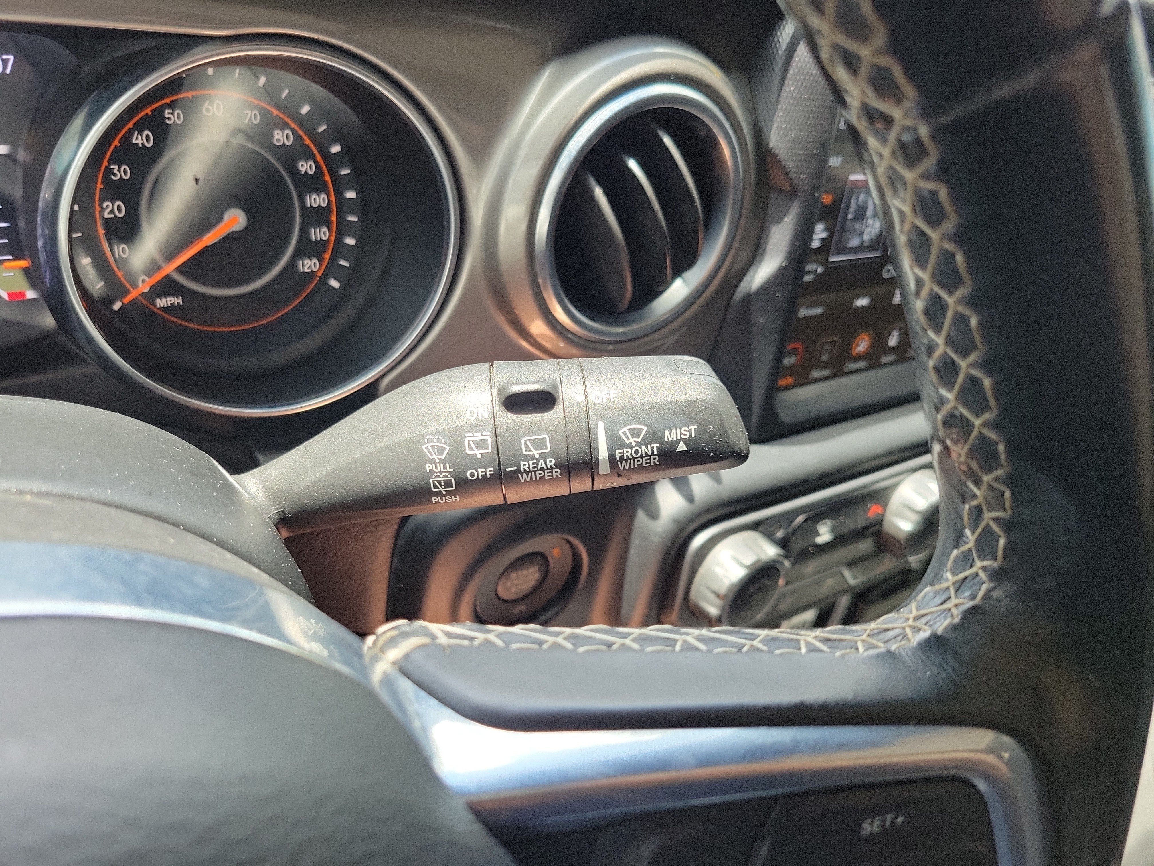 Used 2020 Jeep Wrangler Unlimited Sahara w/ Uconnect 4C Nav & Sound Group AWD/4WD image 24