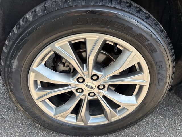 Certified 2022 Ford Explorer Limited w/ Equipment Group 301A AWD/4WD image 12