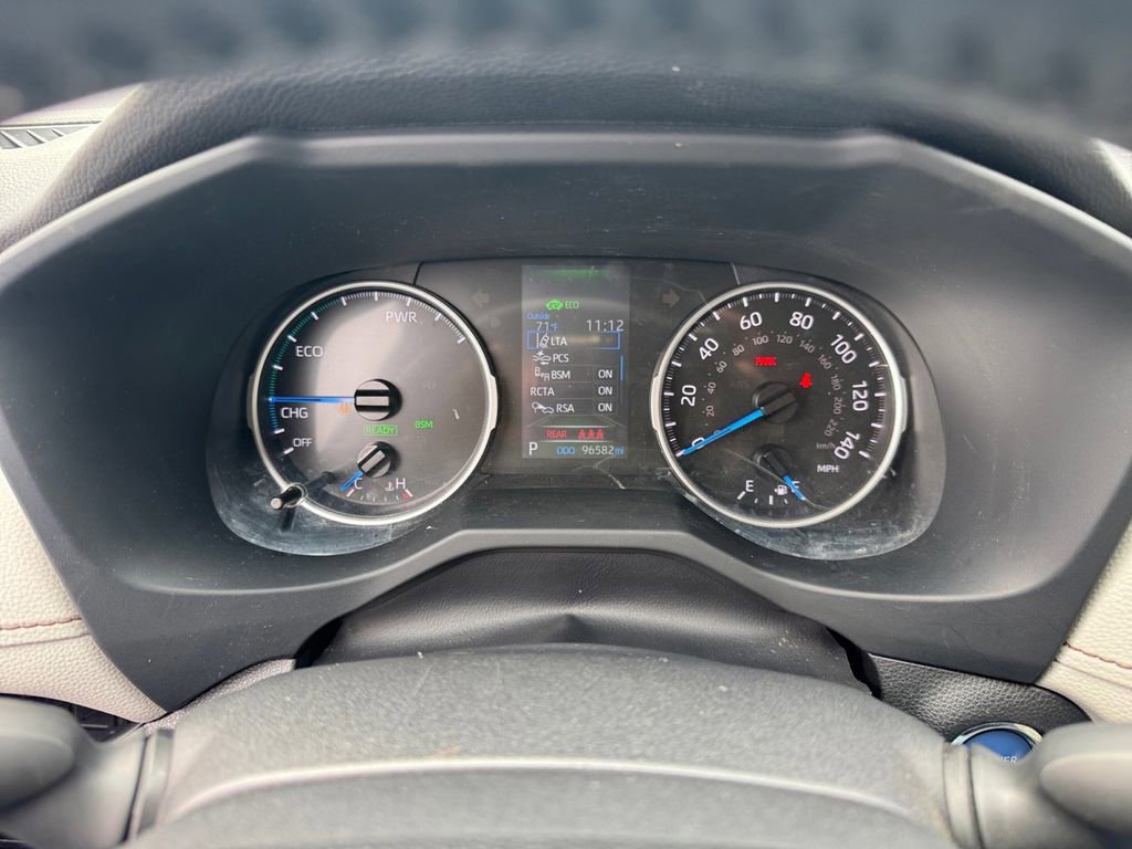 Used 2022 Toyota RAV4 XLE Premium AWD/4WD image 36