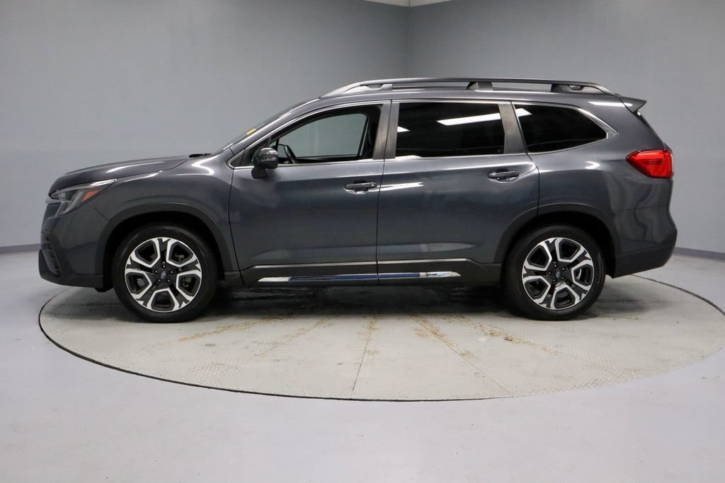 Used 2023 Subaru Ascent Limited AWD/4WD image 8