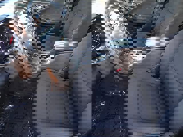 Used 2022 Chevrolet Malibu LT image 6