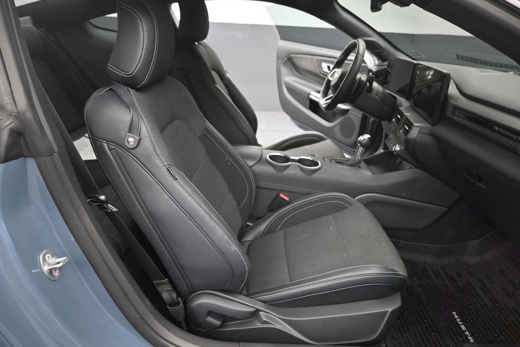 Certified 2025 Ford Mustang GT RWD image 12