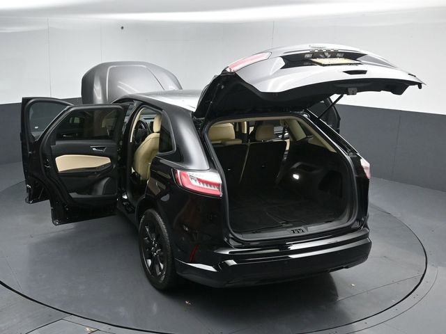 Certified 2024 Ford Edge SE w/ Black Appearance Package AWD/4WD image 57