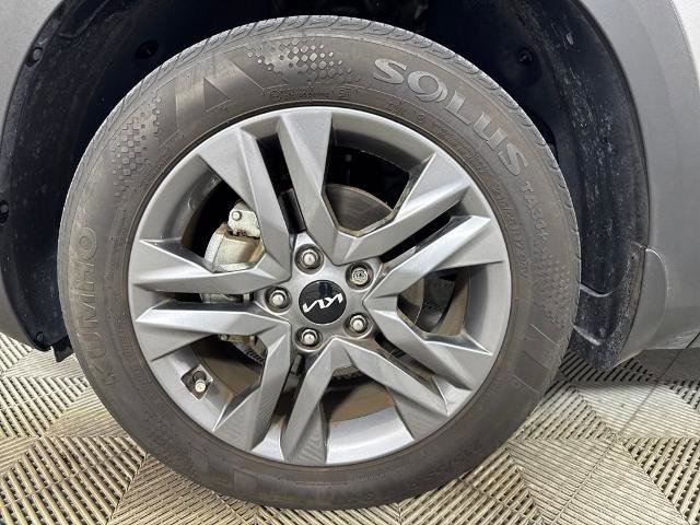 Used 2023 Kia Seltos S image 13