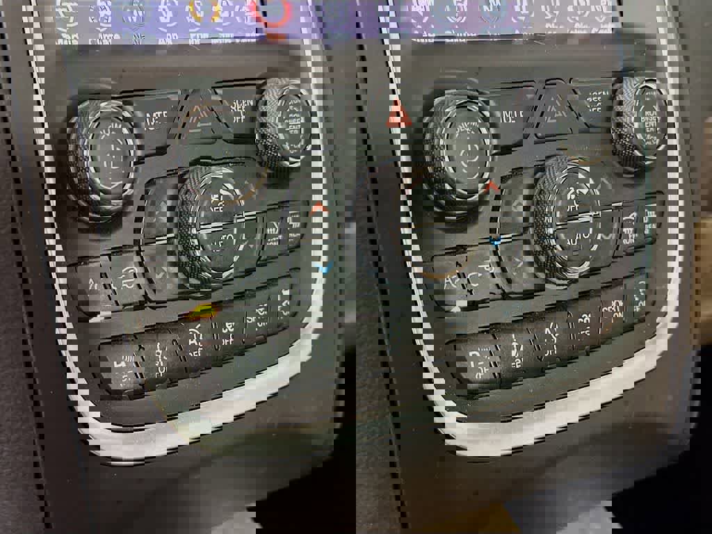 Used 2019 Dodge Durango Citadel w/ Technology Group image 21