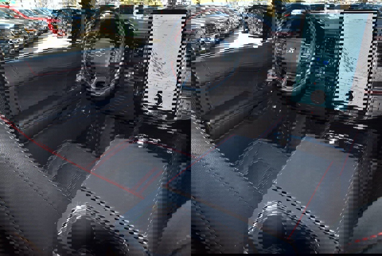 Certified 2023 Ford Expedition Limited image 18