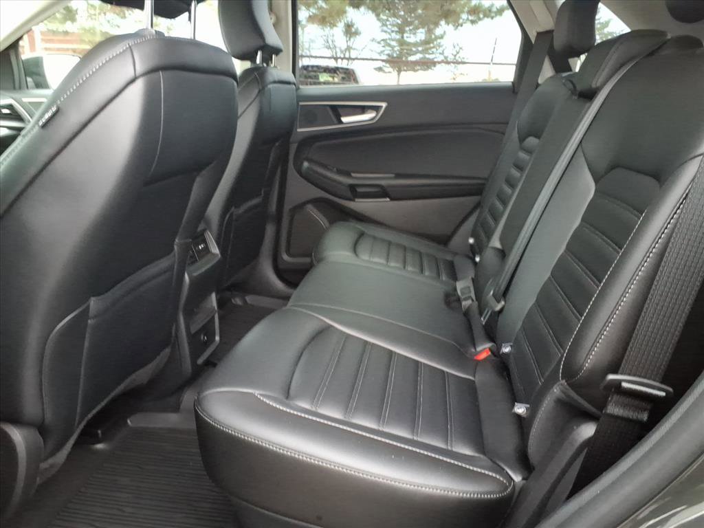 Certified 2022 Ford Edge SEL image 11
