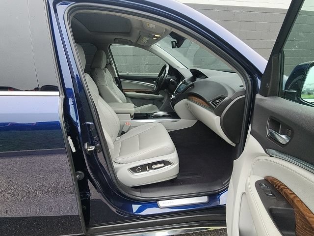 Used 2020 Acura MDX FWD w/ Technology Package image 13
