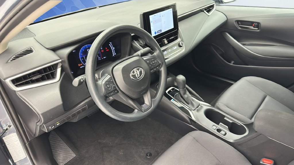 Used 2026 Toyota Corolla LE FWD image 12