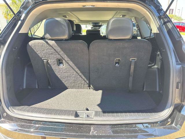 Used 2025 Kia Sorento S w/ Panoramic Sunroof Package FWD image 9