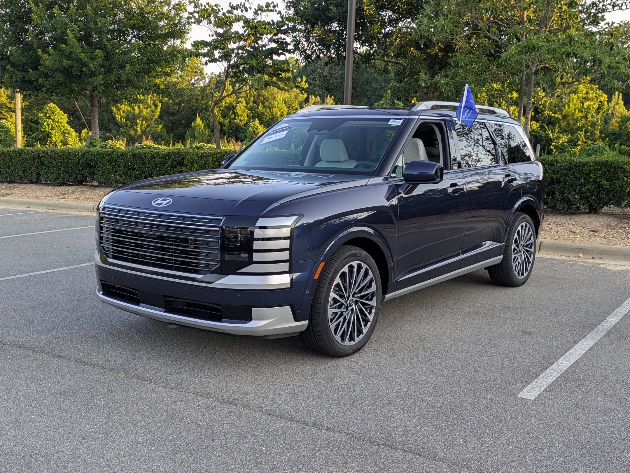 Used 2026 Hyundai Palisade Calligraphy AWD/4WD image 8