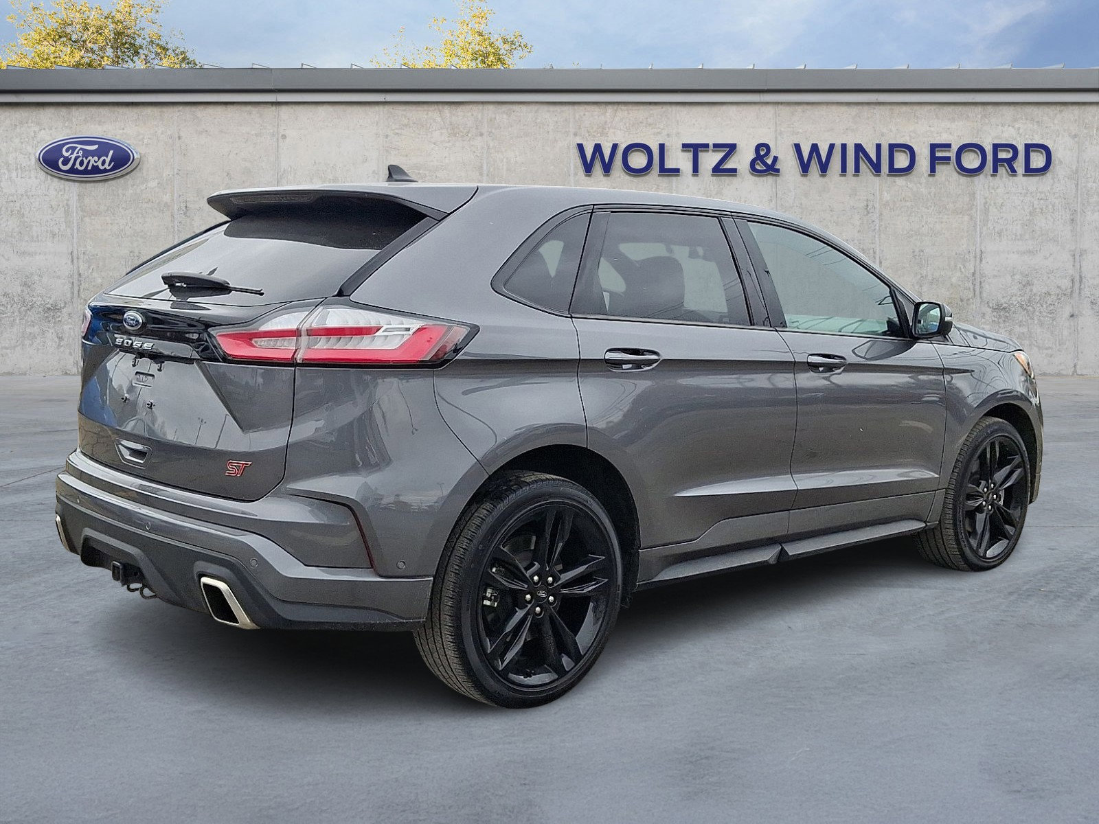 Certified 2024 Ford Edge ST w/ Equipment Group 401A image 4