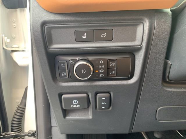 Certified 2024 Ford Expedition Platinum image 27