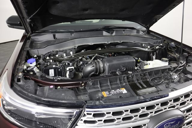 Certified 2022 Ford Explorer Limited AWD/4WD image 16