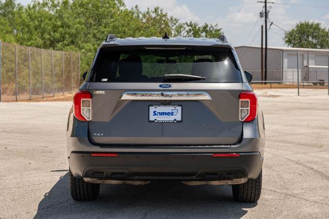 Certified 2023 Ford Explorer XLT RWD image 7