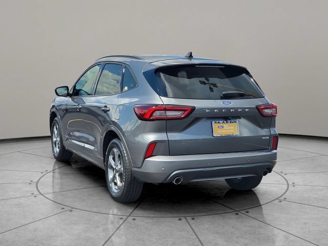 Certified 2023 Ford Escape ST-Line w/ Tech Pack #1 AWD/4WD image 10