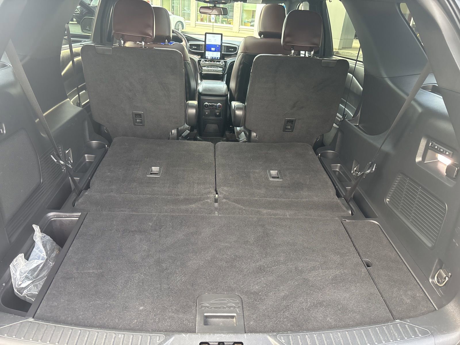 Certified 2022 Ford Explorer Platinum w/ Equipment Group 601A image 35